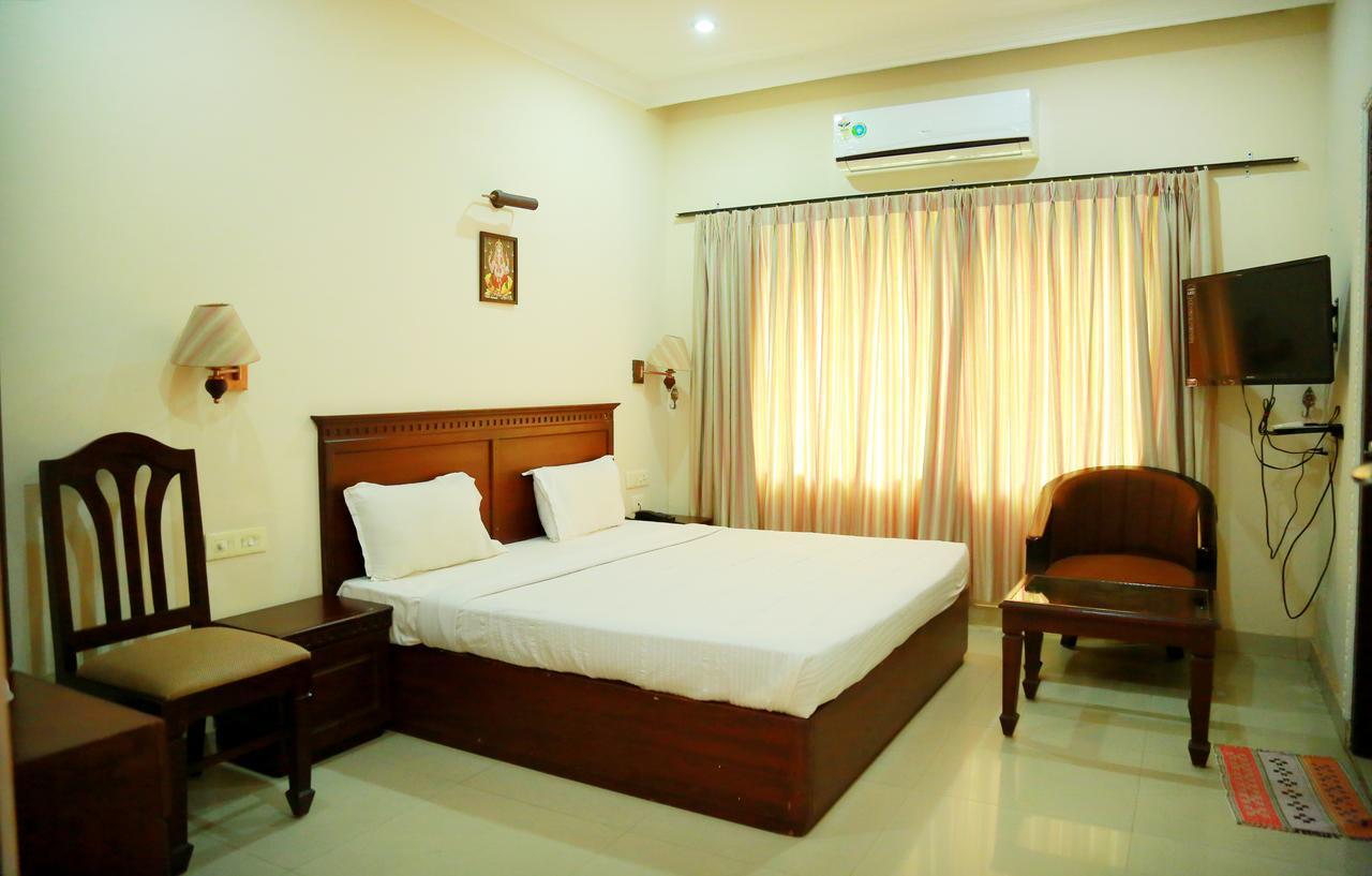 Hotel Horizon International Guruvāyūr Exterior foto