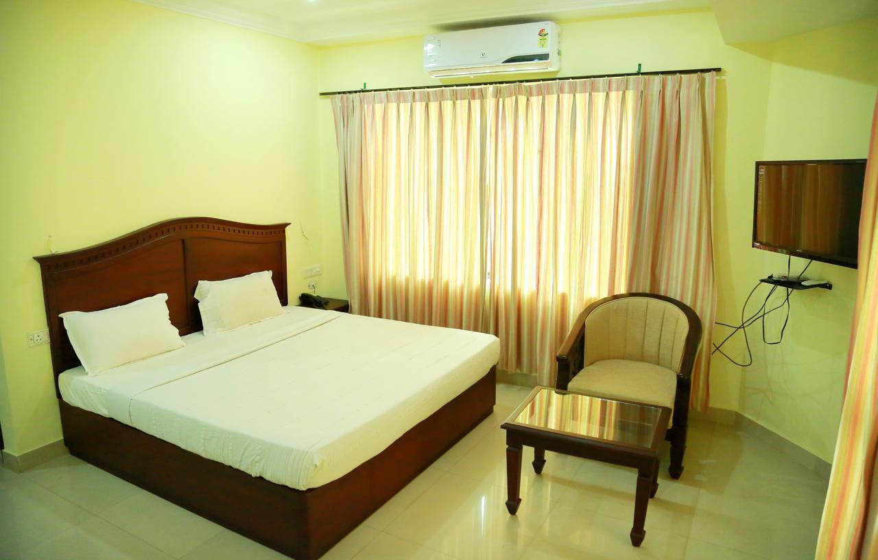 Hotel Horizon International Guruvāyūr Exterior foto