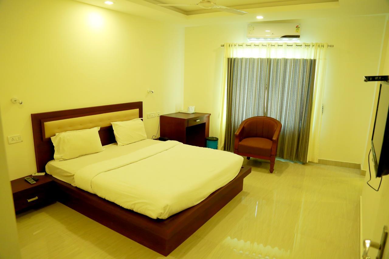 Hotel Horizon International Guruvāyūr Exterior foto